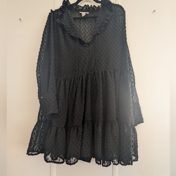 H&M Black Long Sleeve V-Neck Sundress - Picture 2 of 15